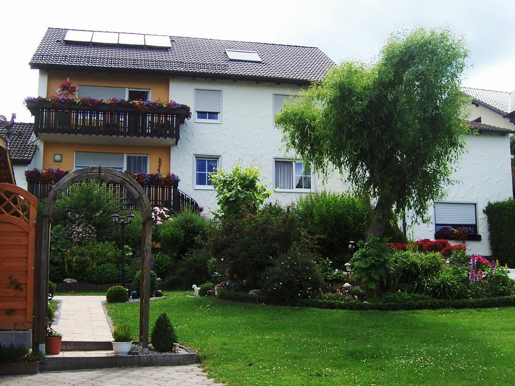 Haus Rossner Lejlighed Nemmersdorf Eksteriør billede